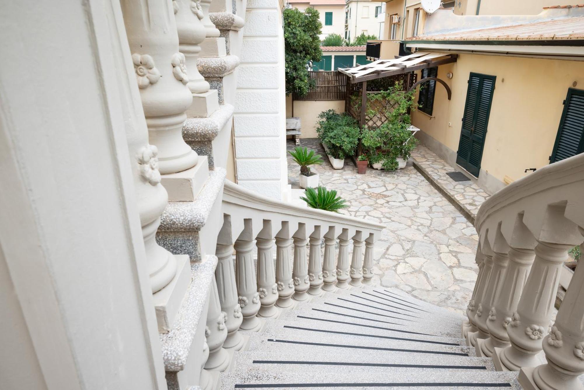 Villa Liberty San Vincenzo Exterior foto